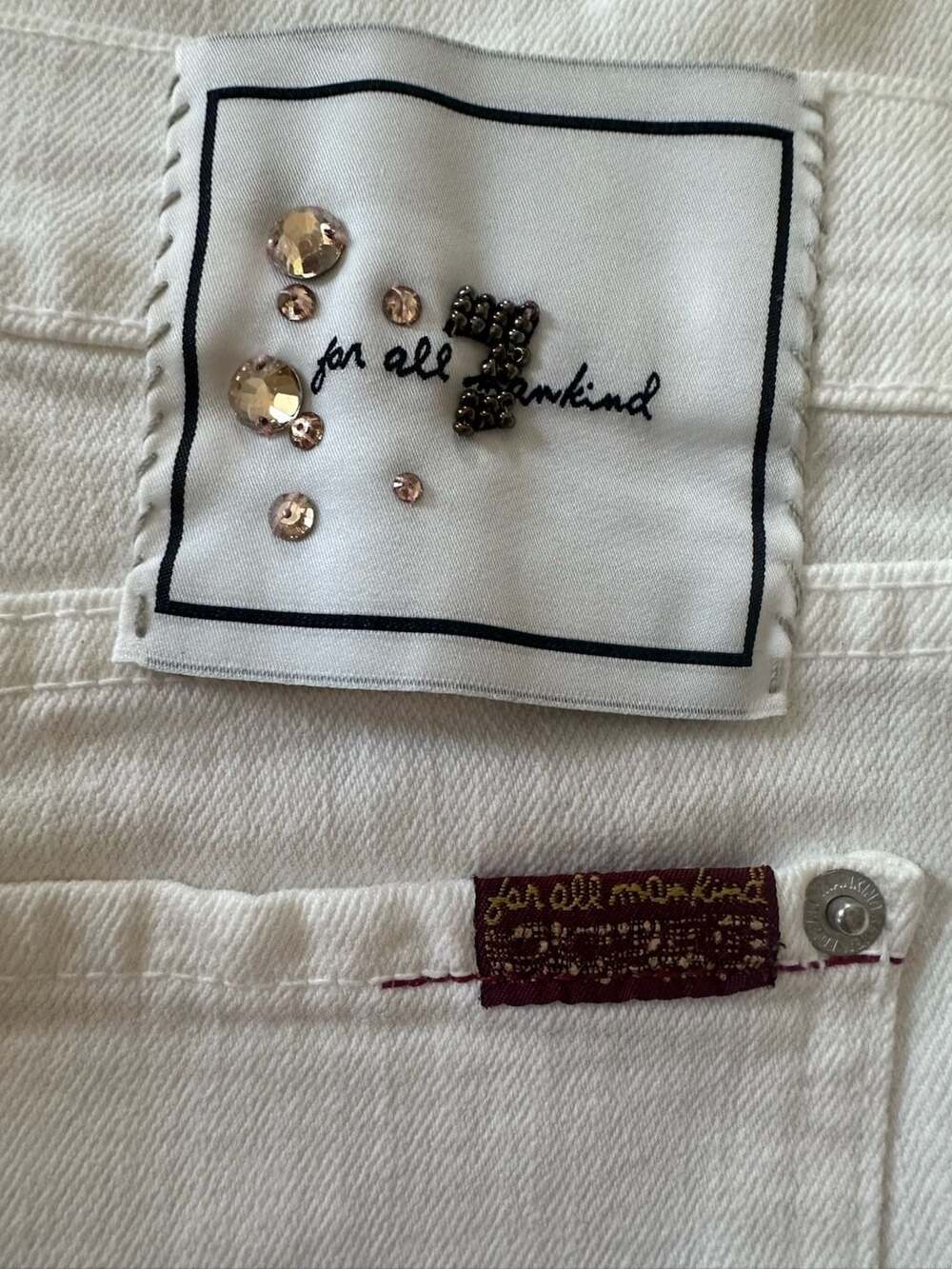 7 For All Mankind White Rhinestone Embellished Straight Leg Jeans 29x34 L